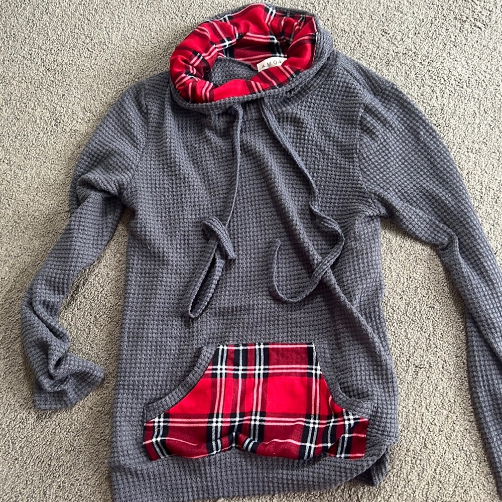 Cow neck plaid sweatshirt